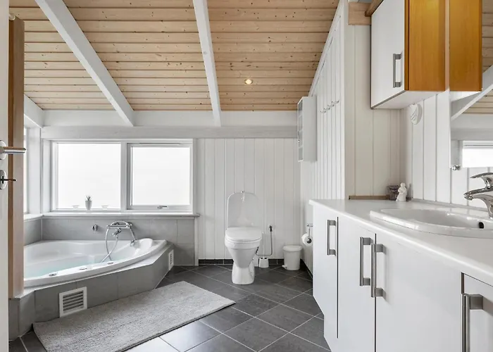 Σπίτι διακοπών Gorgeous In With Sauna